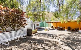 Casa con jardin para familias y grupos
